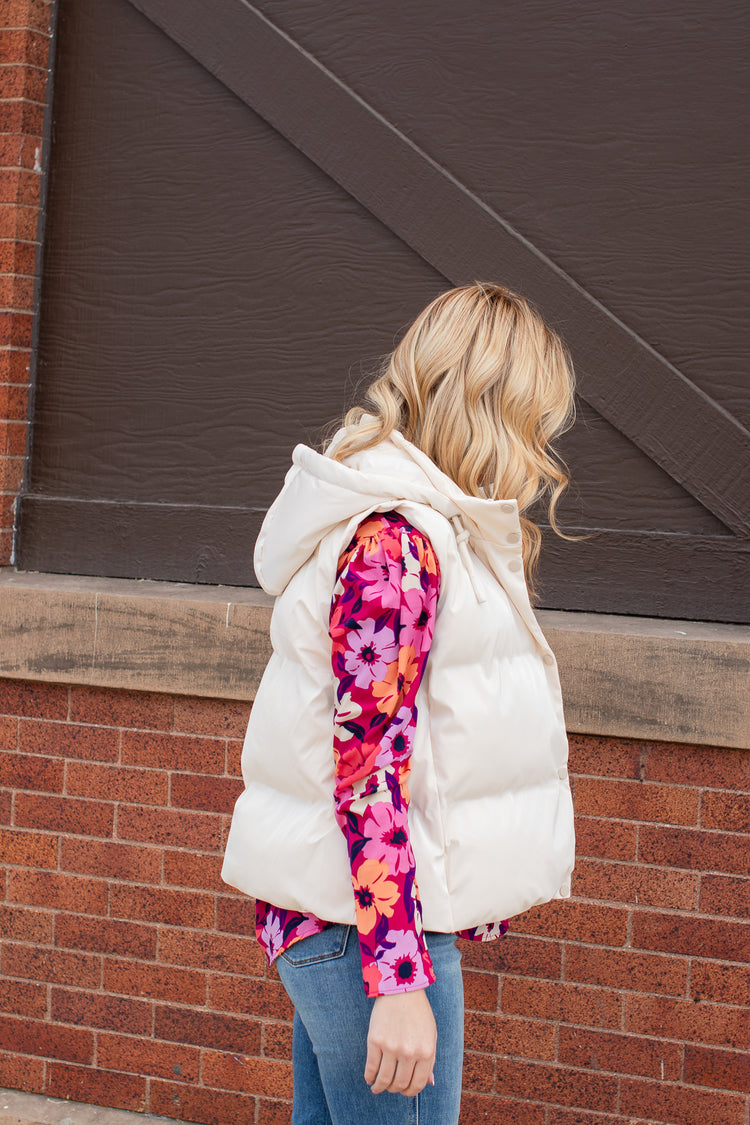 The Cloud Puffer Hooded Vest - JQ Clothing Co.