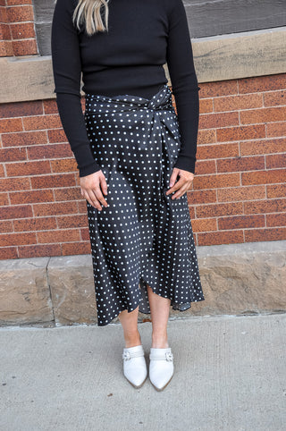 Knot Side Zipper Slit Polka Dot Skirt