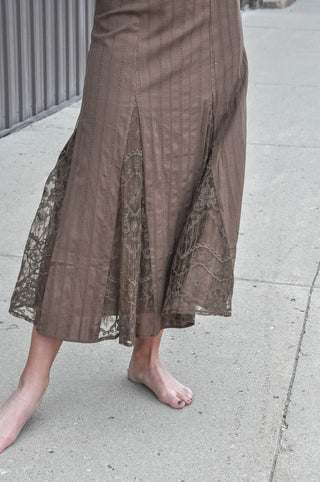 Lace Panel Textured Midi Skirt