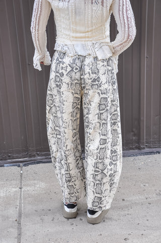 Relaxed Pull-on Barrel Denim Pants