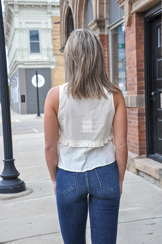 Lace Yoke Tie-front Sleeveless Top