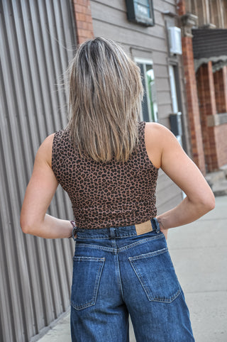 Leopard Print Sleeveless Cropped Knit Top, view 5