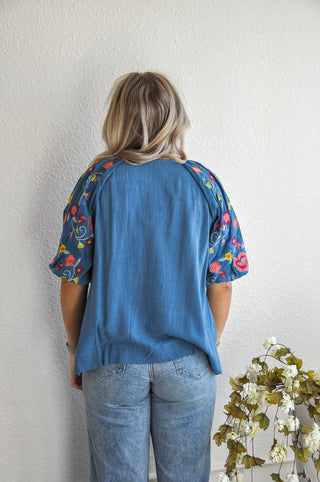 Linen Blend Top w/Embroidered Sleeve