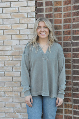 Molly Mineral Washed Terry Pullover