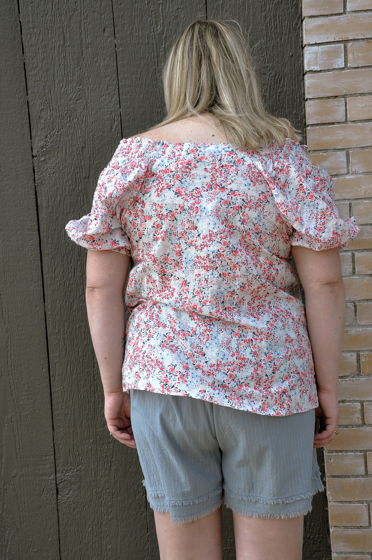 Off The Line Floral Curvy Top