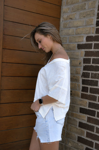 Oversized V-neck SS Top