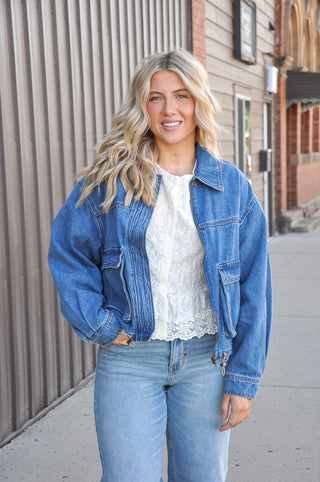 The Oversized Utility Denim Jacket in Drift Blue is a cool, versatile outerwear staple that blends classic street style with a touch of Western attitude. 