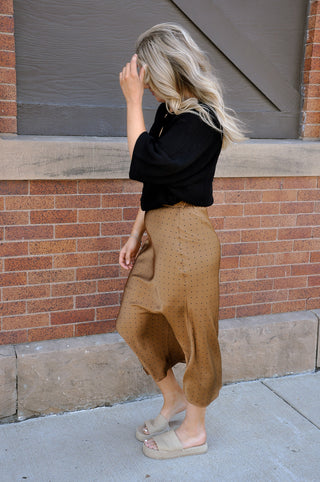 Round Neck Cropped Sleeve Sweater