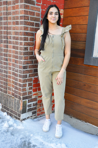 Ruffle Sleeve Jumpsuit w/Zipper