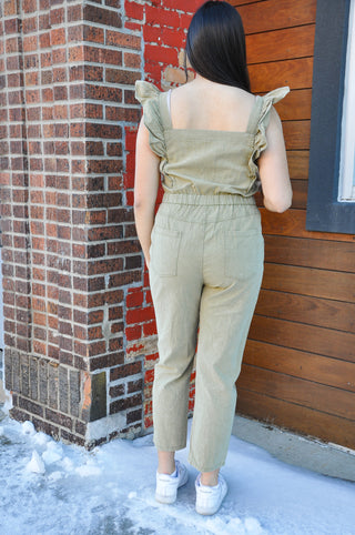 Ruffle Sleeve Jumpsuit w/Zipper