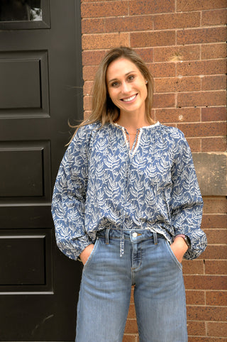Scallop Hem Leaf Print Peasant Top