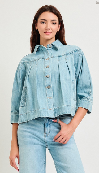 Risen Flowy Jacket with Pleats