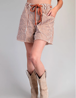 Min Wash Striped Rope Belt Shorts