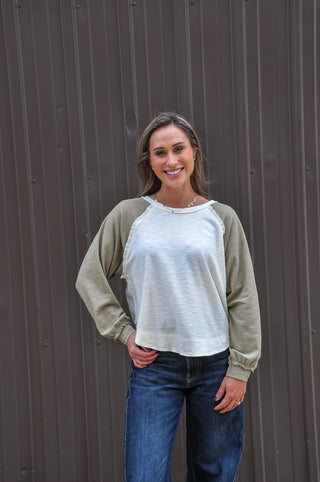 Slub Textured Ruffled Edge Sleeves Top