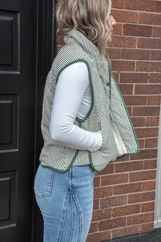 Striped Diamond Pattern Quilted Gilet