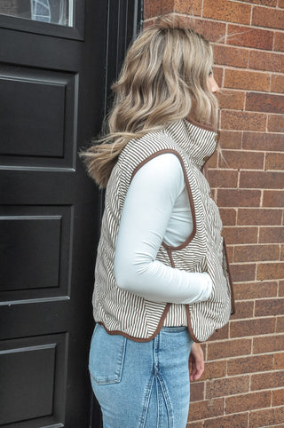 Striped Diamond Pattern Quilted Gilet