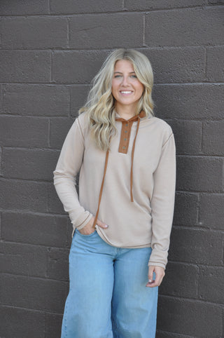 Suede Contrasted Hoodie Knit Top