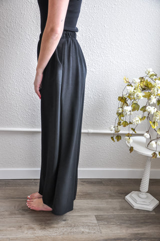 The Basic Banded Wide Leg Pant