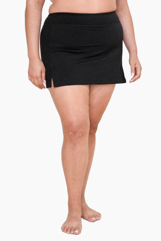 GREEN Curvy Essential Active Tennis Skort | JQ Clothing Co.