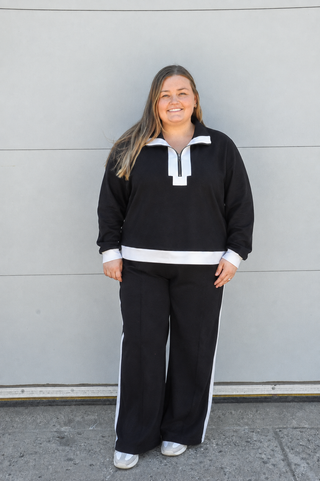 Curvy Contrast Trim Quarter-Zip & Pant Set