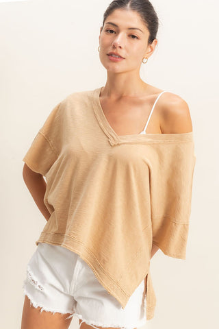 Oversized V-neck SS Top