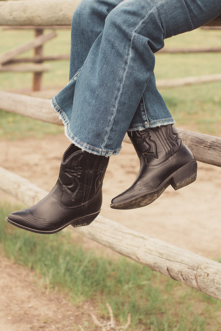 Rigging Shortie Cowboy Boot | JQ Clothing Co.