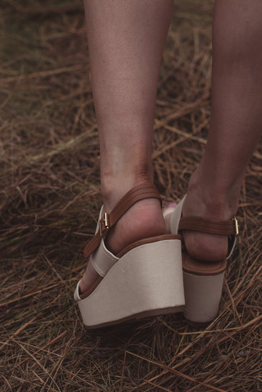 Ina Linen Band Wedge | JQ Clothing Co.