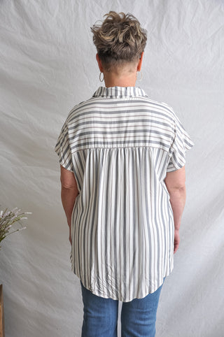 Vertical Striped Curvy Short Sleeve