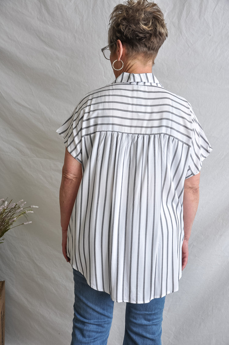 Vertical Striped Curvy Short Sleeve
