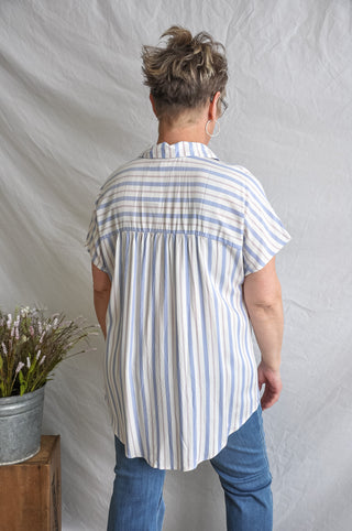 Vertical Striped Curvy Short Sleeve