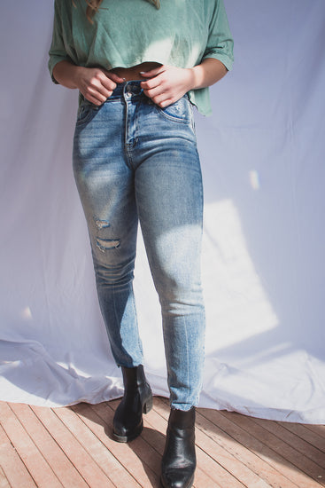 Kancan Brooklyn High Rise Skinny/Straight Jean | JQ Clothing Co.